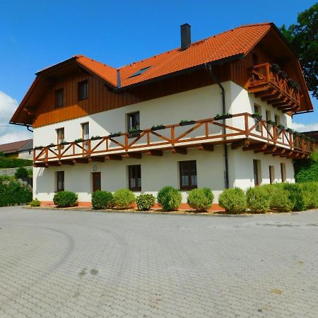 Apartmany U Srdce Vltavy Horní Planá Екстериор снимка